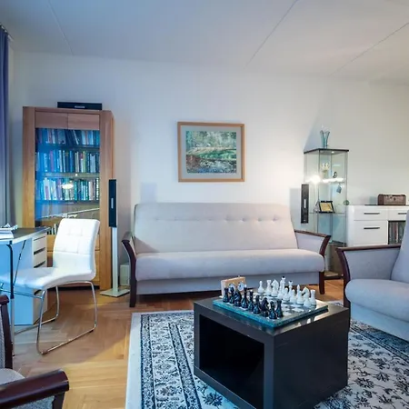 Dream - One Bedroom With Balcony By The Sea *