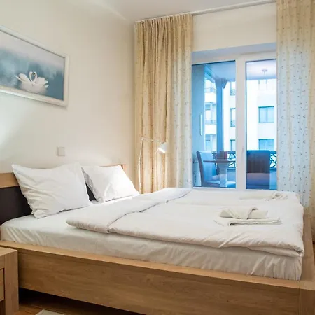 Dream - One Bedroom With Balcony By The Sea